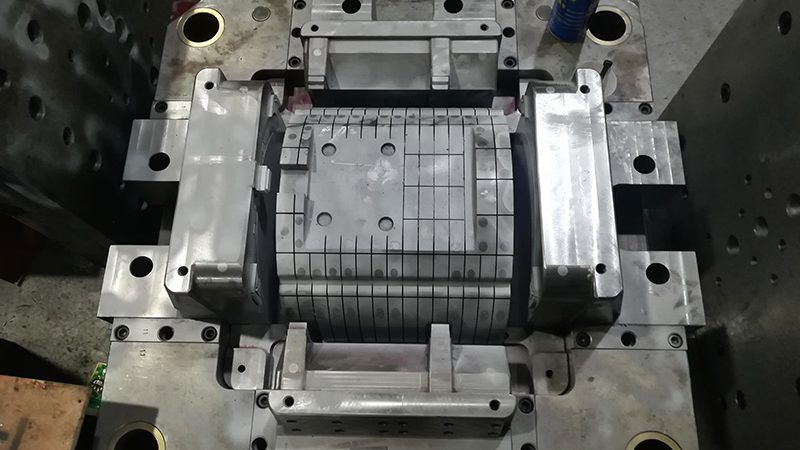 成都注塑模具加工价格影响因素全解析