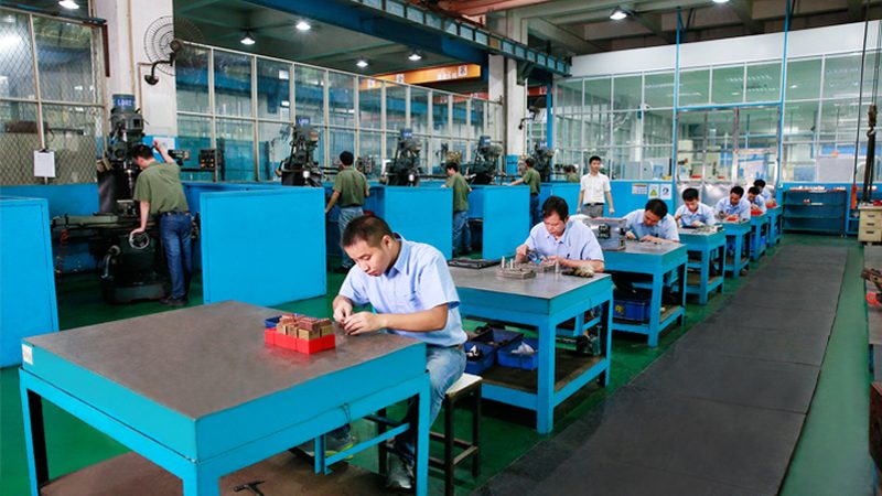 小型压铸模具锌合金材质的选型考量**