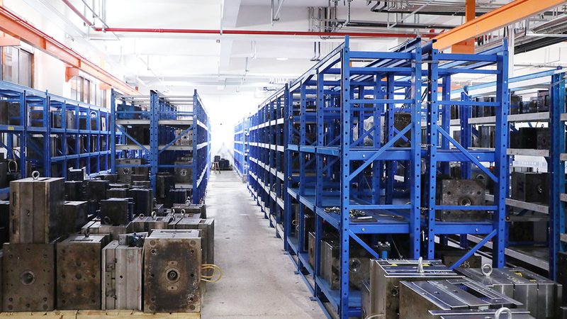 汽车模具品牌优缺点解析：揭秘行业佼佼者的实力与挑战